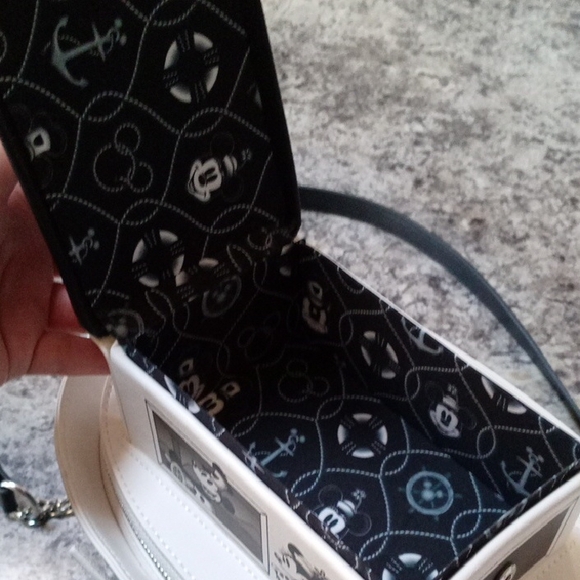 Disney Nautical Black and White Crossbody Bag - Picture 4 of 9